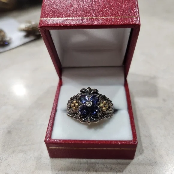 Barbara Bixby Solid
Sterling Silver 18K Gold
Amethyst Topaz Flower
Ring size 10 - Picture 3 of 10